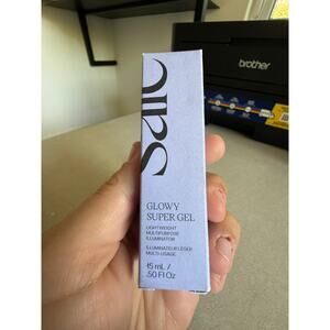 Saie Glowy Super Gel Lightweight Illuminator Roseglow 15 ml NEW IN BOX